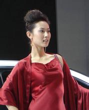 winbet slot online Lin Dong juga memperhatikan serangan balik sengit dari wanita berpakaian merah.